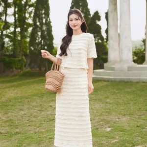 Áo Ren Bèo Tầng Dáng Ngắn Cardina