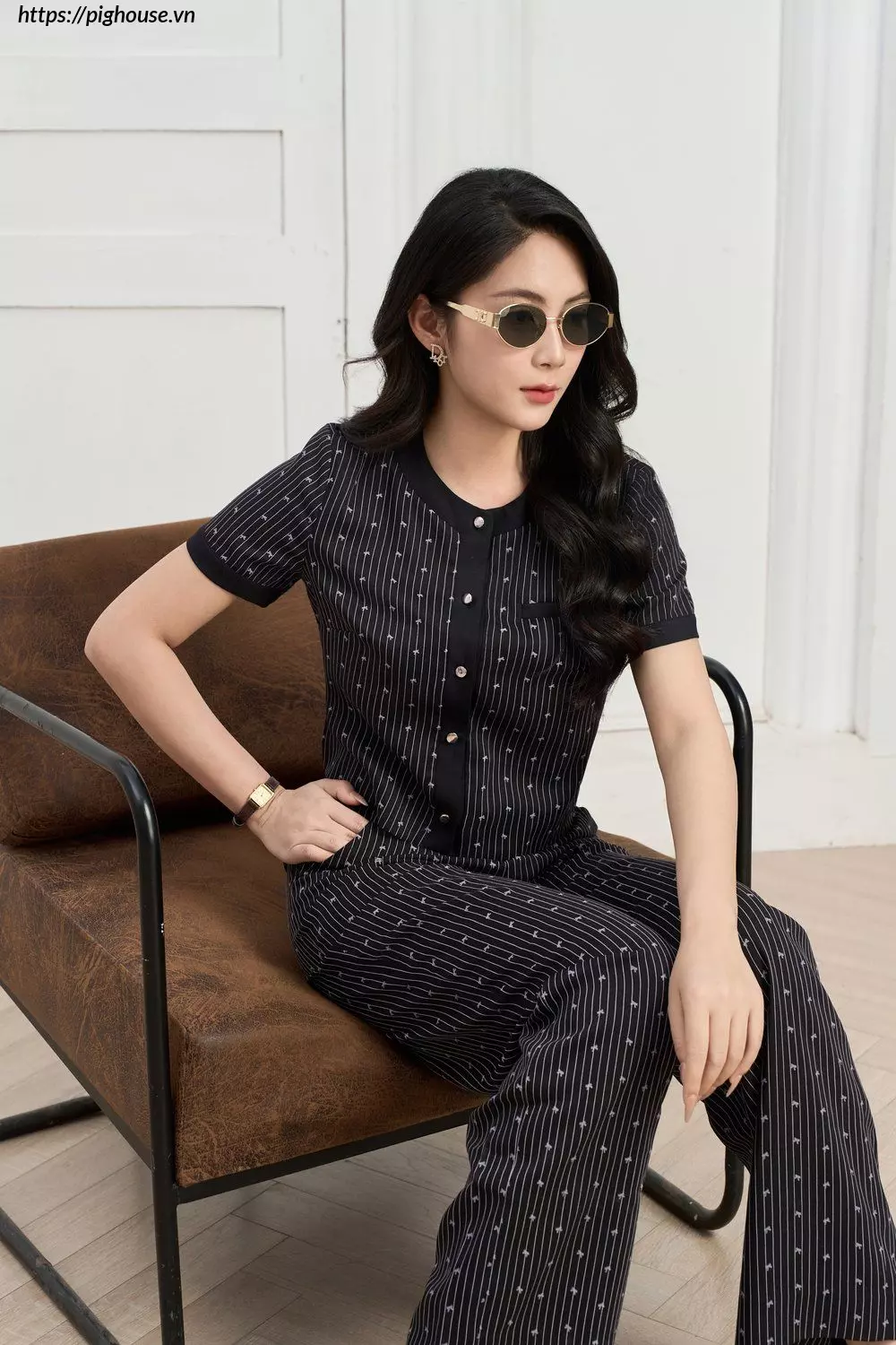 Set Tuytsi Quần Suông Phối Viền Cardina