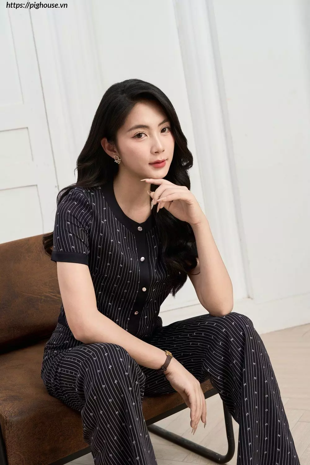 Set Tuytsi Quần Suông Phối Viền Cardina