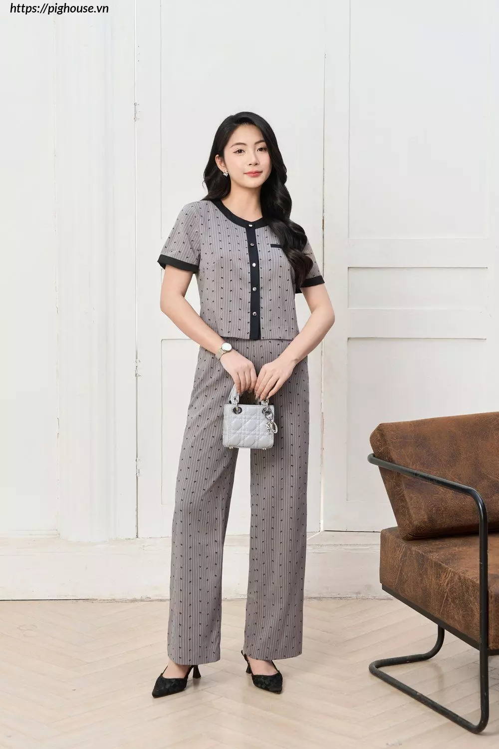 Set Tuytsi Quần Suông Phối Viền Cardina