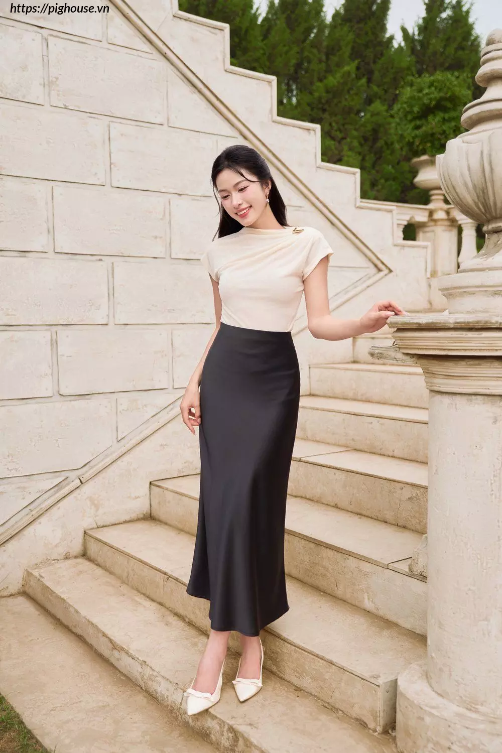 chan vay duoi ca satin trendy cardina