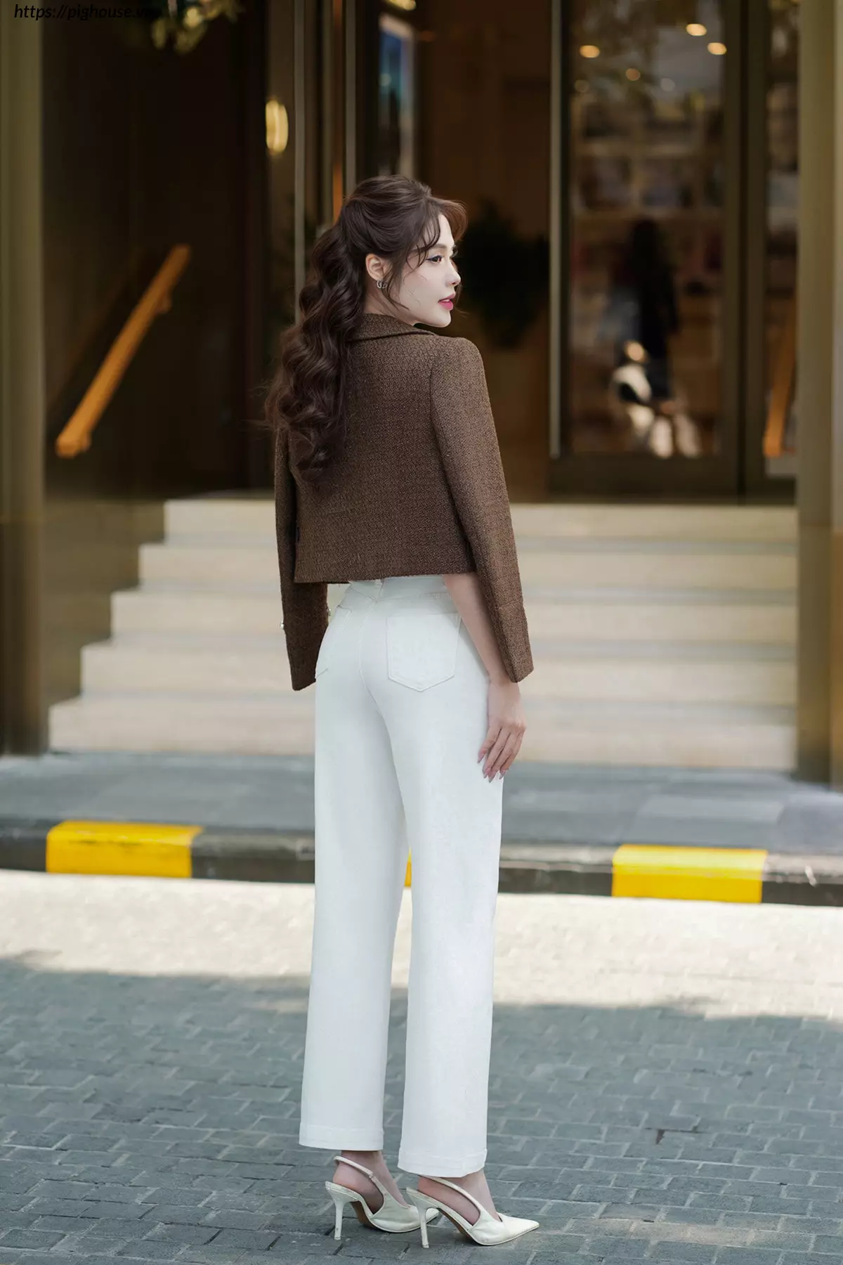 Quần Jeans Ống Suông Cạp Cao