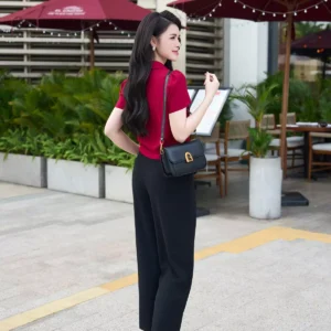 Áo sơ mi lụa họa tiết thanh lịch