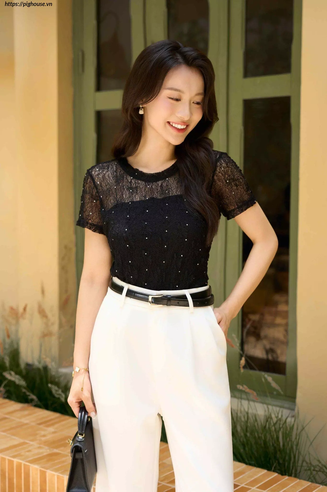 Áo Ren Ép Đá Cardina Younger