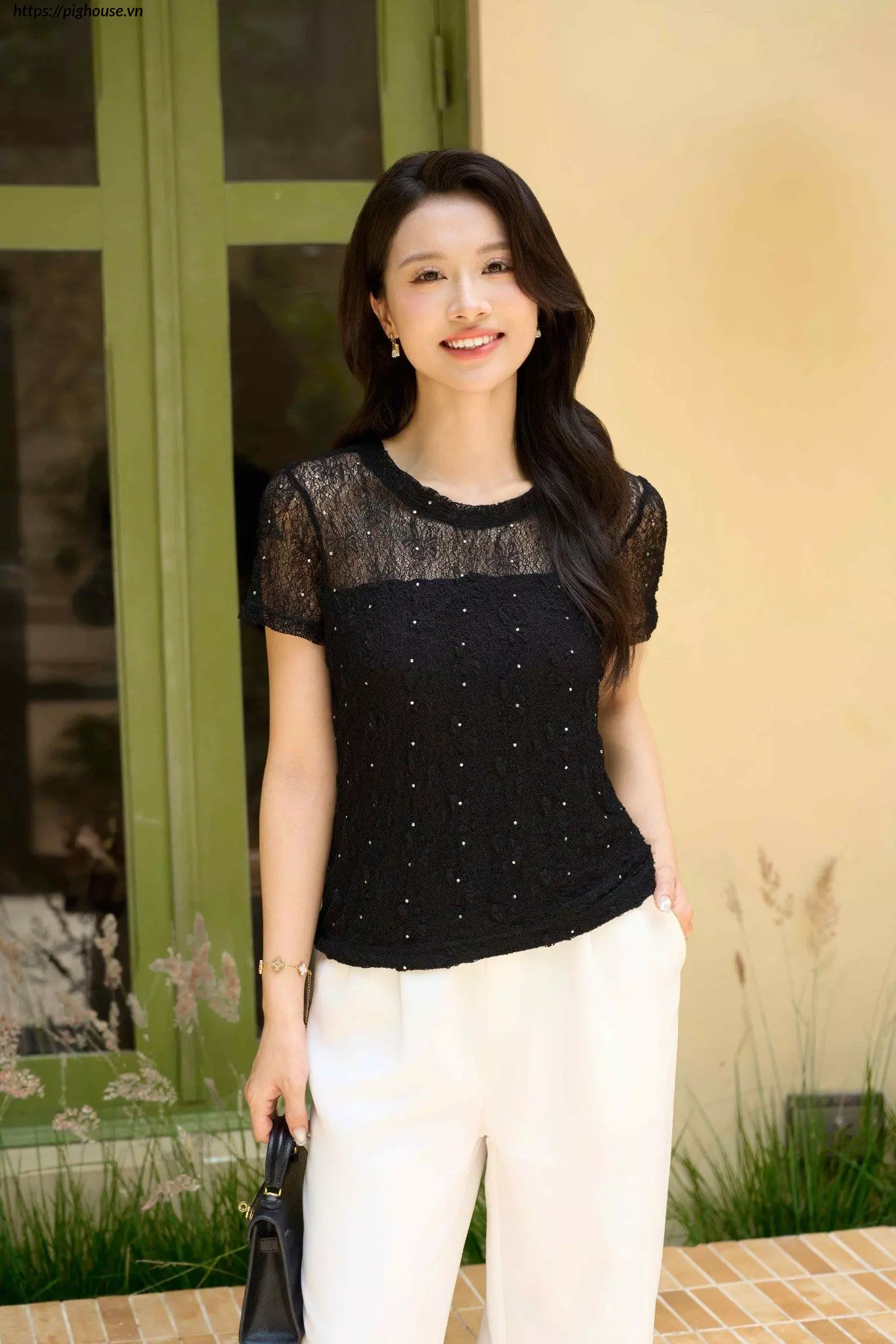 Áo Ren Ép Đá Cardina Younger