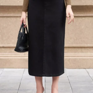 Chan vay Jeans but chi xe sau co gian