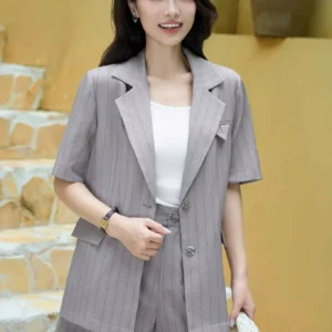 Quần Soóc Nữ Cardina Younger Vải Tuýt Si Kẻ