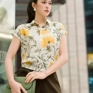 Áo sơ mi LUPERI hoa vàng tay cánh rơi trẻ trung
